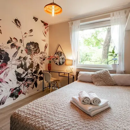 Sun House Apartment + Free Parking Wroclaw Exterior photo